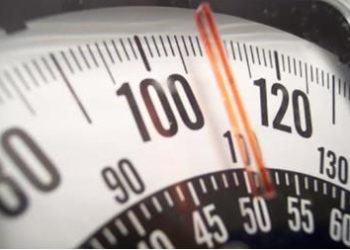 احد الامراض التي تسبب الزيادة في الوزن