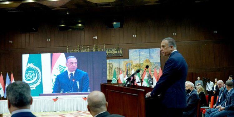 الكاظمي ..العراق يعول على – المثقفين و صناعة الامل – بالمستقبل  في نشر السلام + صور