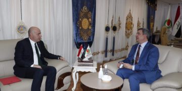 وزير النفط يبحث مع السفير التركي (اعادة تأهيل الخط الستراتيجي للنفط) , (ونقل الغاز من الخليج الى اوروبا)