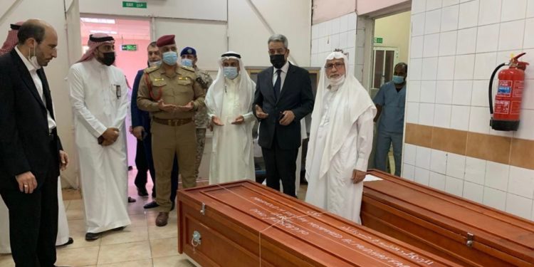 بأمر الكاظمي .. طائرة عسكرية تنقل جثمان ( العلامة المظفر) من السعودية الى النجف الاشرف