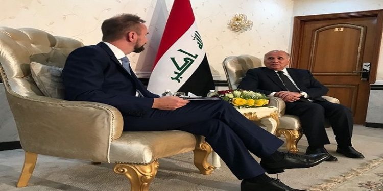 سفير الاتحاد الأوروبي الجديد لدى العراق يقدّم أوراق اعتماده لوزير الخارجية