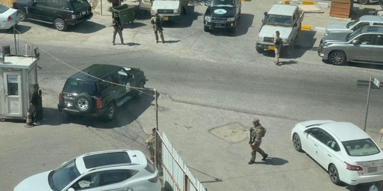 قوة من الأسايش تقتحم معملا في السليمانية بحثا عن “أسلحة”