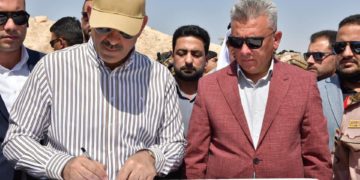 وضع حجر الأساس لجسر جديد في الأنبار