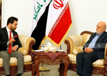 مسجدي .. طهران تعارض أي إجراء يضعف الحكومة العراقية