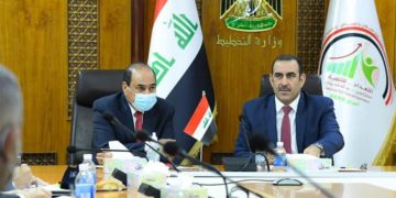 التخطيط والنقل تبحثان تنفيذ مشروع قطار بغداد المعلق