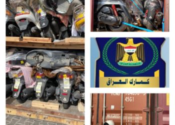 ضبط (٤ حاويات) تحتوي على دراجات نارية مخالفة في ام قصر