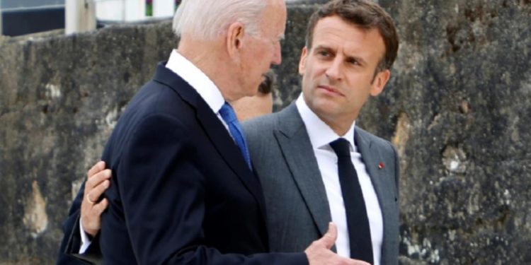 بايدن وماكرون بحثا تعزيز القدرات الأوروبية وتهدئة العلاقات