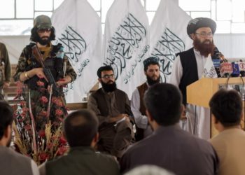 أول محادثات مباشرة بين (أمريكا وطالبان) بعد سيطرة الحركة على أفغانستان