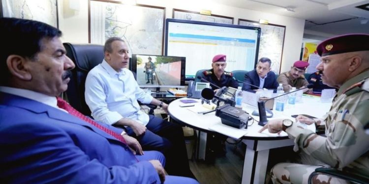 الكاظمي يشرف على الأمن الانتخابي ويجتمع باللجنة العليا للانتخابات في  مقر العمليات المشتركة