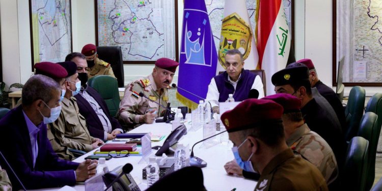 الكاظمي يزور قيادة العمليات المشتركة و يجتمع باللجنة الأمنية العليا للانتخابات