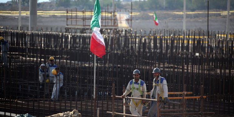 واشنطن .. سنسلك طرقاً أخرى إذا فشلت الدبلوماسية مع إيران