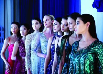 أسبوع الموضة العربي يعود بصيغة حضورية في حي دبي للتصميم