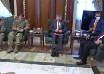 وزير الدفاع يناقش مع السفير الامريكي المواضيع ذات الاهتمام المشترك بين البلدين