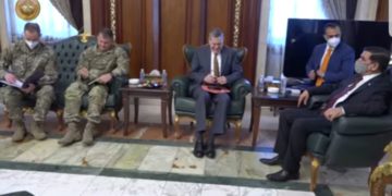 وزير الدفاع يناقش مع السفير الامريكي المواضيع ذات الاهتمام المشترك بين البلدين