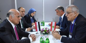 العراق ولبنان يتفقان على تشكيل لجنة لدراسة (رفع سمات الدخول بينهما)