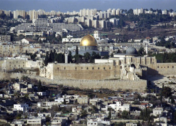 طائرات حربية ألمانية تحلق في سماء القدس