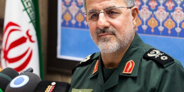 قائد بالحرس الثوري الإيراني يكشف هدف زيارته لـــ (إقليم كردستان)