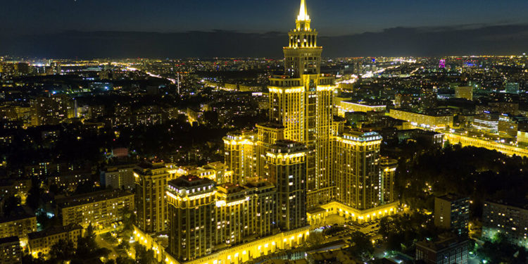 إغلاق جميع المطاعم والمقاهي في موسكو