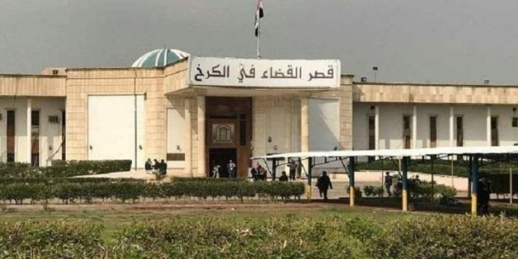 القضاء يصدر حكماً بالحبس الشديد لمدة 2 سنة لمدير عام هيئة الضرائب