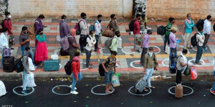 دارســـة تكشف أثر (الكمامة والتباعد) على تفشي كورونا