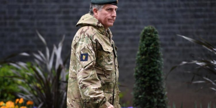 الجيش البريطاني يحذر من حرب محتملة بين روسيا والغرب