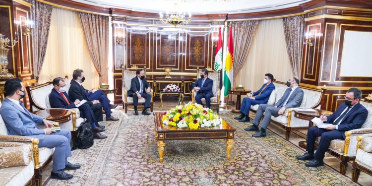 مسرور بارزاني يجري مباحثات لـ( 6 ملفات) مع السفارة الامريكية ببغداد