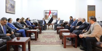 علاوي .. ( الاوضاع في العراق لا تحتمل مزيداً من التصعيد)