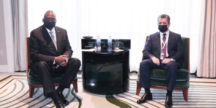 وزير الدفاع الامريكي .. دور (مسعود بارزاني) مؤثر ومكانته مهمة في العراق