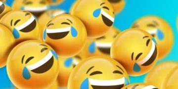 هل جربت علاج مرضك بالضحك !