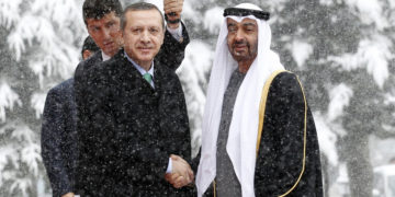 محمد بن زايد يعيد من تركيا ترتيب (الوضع الإقليمي) بطريقة جديدة