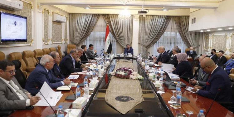 التأكيــد على أهمية إقرار مشروع الصندوق السيادي للطاقة