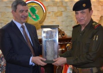 وزير النفط يحاضر في جامعة الدفاع للدراسات العسكرية العليا