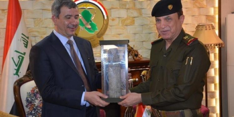 وزير النفط يحاضر في جامعة الدفاع للدراسات العسكرية العليا