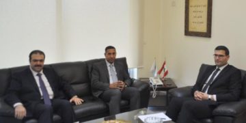 سفير العراق في بيروت يلتقي مع وزير الزراعة اللبناني