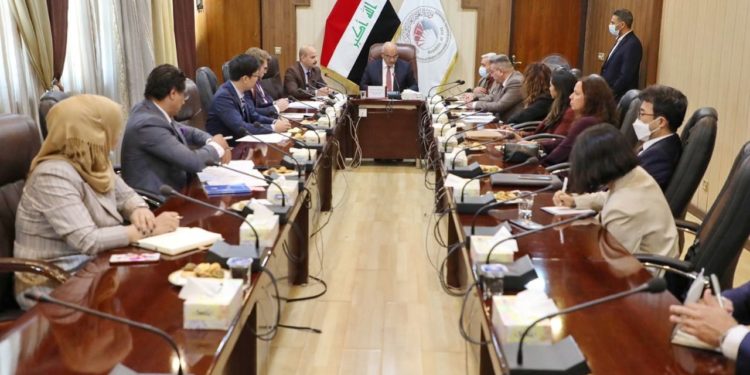 العراق يترأس اجتماعا لممثلي الدول الاعضاء في منظمة “حظر الاسلحة الكيميائية”