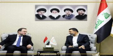 احمد المطيري والسفير الروسي يناقشان سبل تعزيز العلاقات