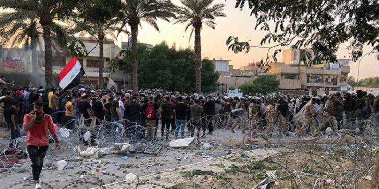 الكاظمي يوجّه بتشكيل “مقر متقدم” لتأمين منطقة اللتظاهرات قرب الخضراء والعمليات المشتركة توصي