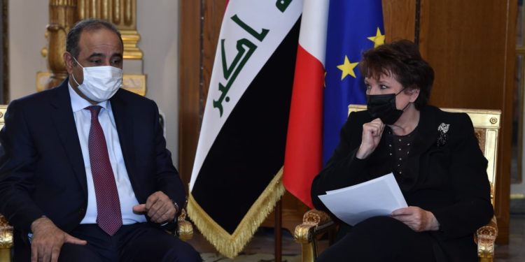 العراق وفرنسا يبحثان سبل تعزيز التعاون الثقافي بين البلدين