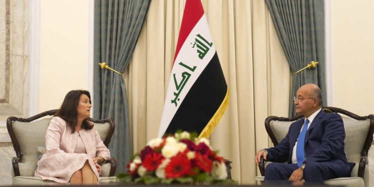 برهم صالح .. العراق يتبنّى (سياسة خارجية) متوازنة