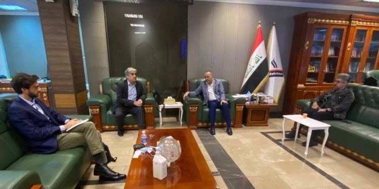 شبكة الإعلام والوكالة الفرنسية للتنمية تبحثان تطبيق استراتيجية لــ(تدريب كوادر الشبكة)