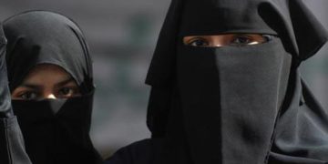 نائبة مصرية .. سأقدم مشروع قانون يجرم (ارتداء النقاب)