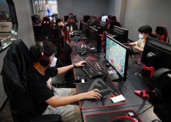 الصينيون يفقدون (1.7 مليون تطبيق) بسبب حملة “تنظيــف الإنترنت”