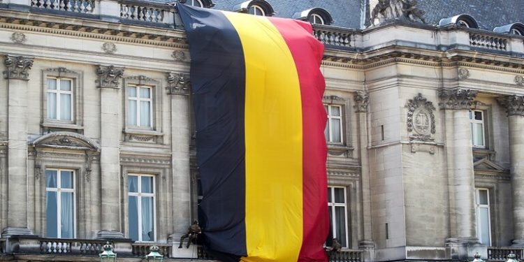 بلجيكا تنوي حذف الإشارة إلى الجنس في بطاقات الهوية (لا ذكر ولا أنثى)