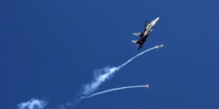 إسرائيل تجري تدريبات ضخمة في البحر المتوسط استعدادا لتوجيه ضربة محتملة لإيران