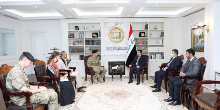 الأعرجي يستقبل قائد (بعثة حلف الناتو) في العراق