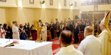 الكاظمي يحضر قداس ليلة عيد الميلاد المجيد في كاتدرائية مار يوسف + صور