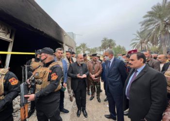 وزير الداخلية يصل الى المنزل الذي ارتكبت فيه ’مجزرة بابل’