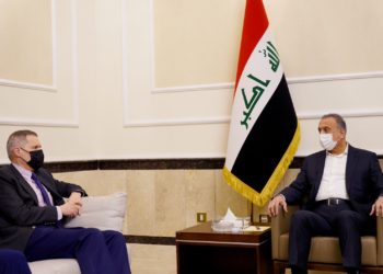 الكاظمي يستقبل السفير الأمريكي في العراق
