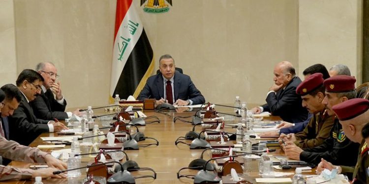 تكليف (وزير الداخلية) بمتابعة مطالب المتظاهرين في النجف والديوانية وذي قار