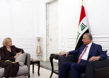 الكاظمي يستقبل السفيرة الأسترالية لدى العراق